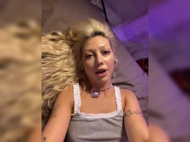 Dasha-Slay live cam on BongaCams