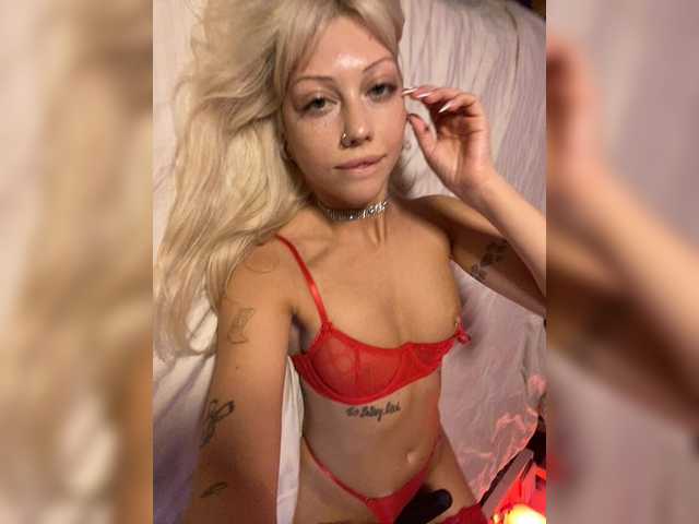 Dasha-Slay live cam on BongaCams