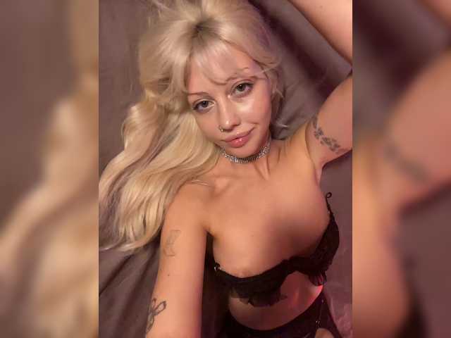 Dasha-Slay live cam on BongaCams