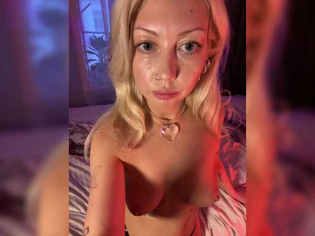 Dasha-Slay live cam on BongaCams