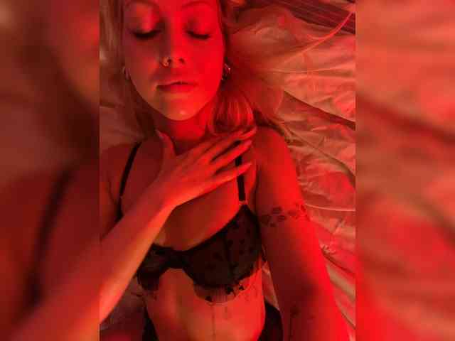 Dasha-Slay webcam