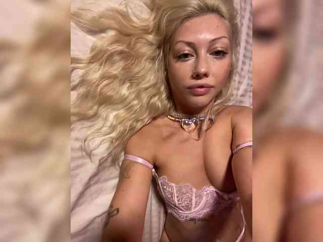 Dasha-Slay webcam