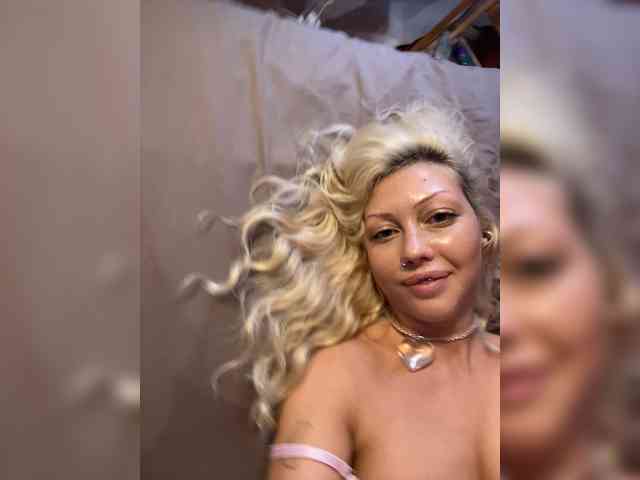 Dasha-Slay webcam