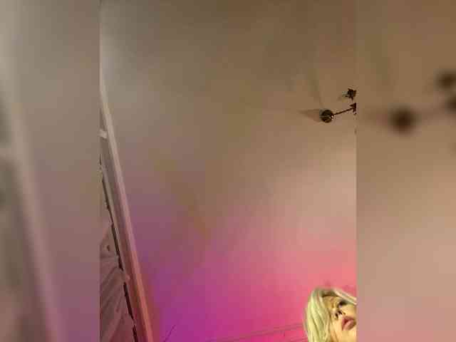 Dasha-Slay webcam