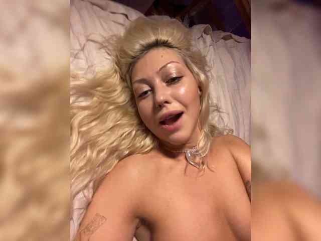 Dasha-Slay webcam