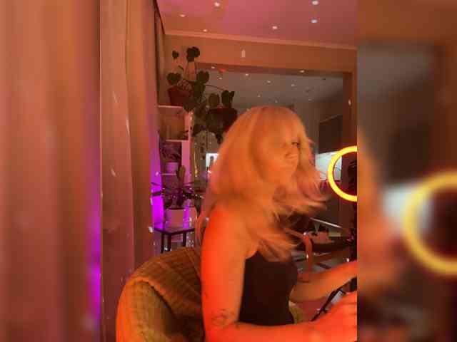 Dasha-Slay webcam