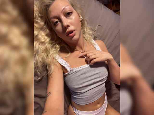 Dasha-Slay Sex Cam Show