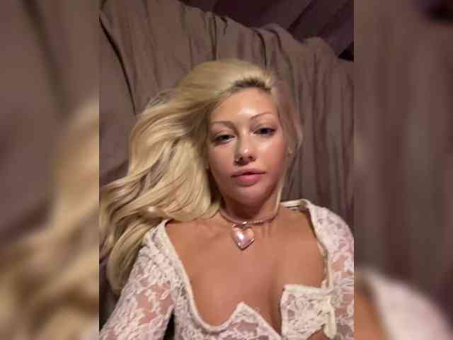 Dasha-Slay webcam