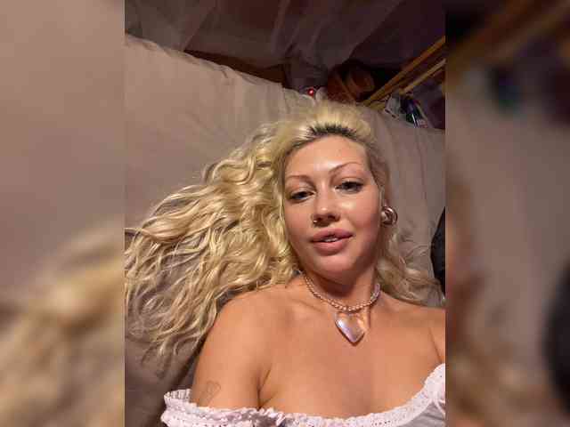 Dasha-Slay Sex Cam Show