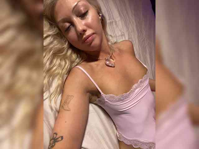 Dasha-Slay webcam