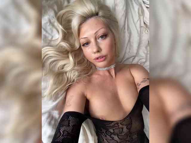 Dasha-Slay webcam