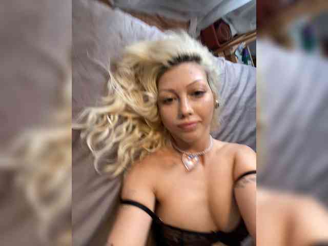 Dasha-Slay webcam