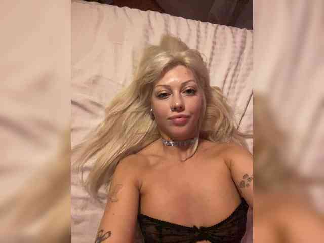 Dasha-Slay webcam