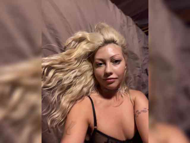 Dasha-Slay webcam