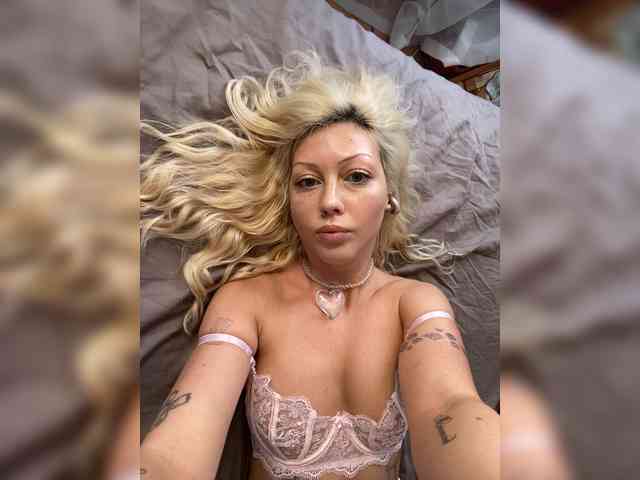 Dasha-Slay webcam