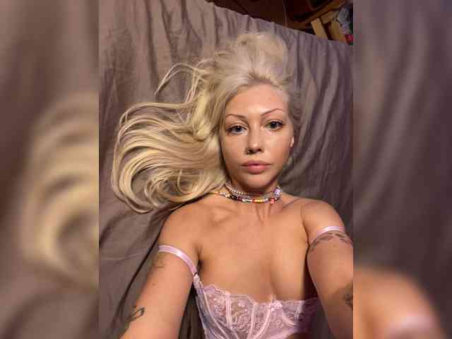 Dasha-Slay webcam