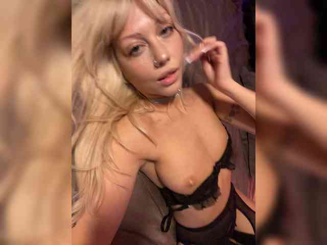 Dasha-Slay webcam