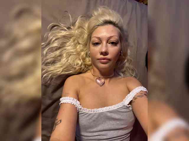 Dasha-Slay webcam