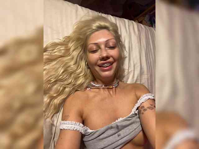Dasha-Slay webcam