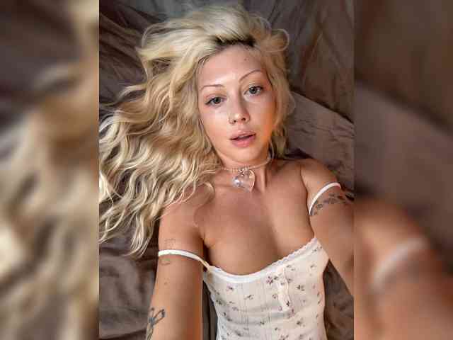 Dasha-Slay webcam
