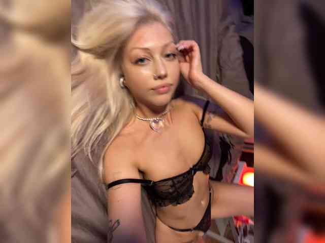 Dasha-Slay webcam