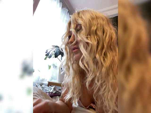 Dasha-Slay webcam