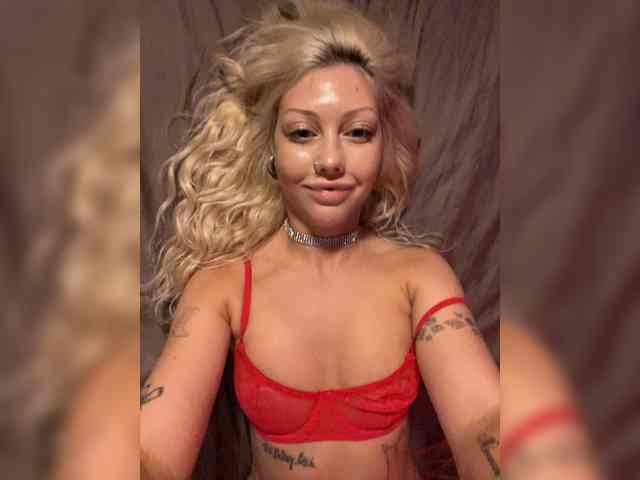Dasha-Slay webcam