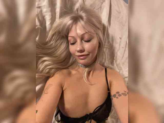 Dasha-Slay webcam