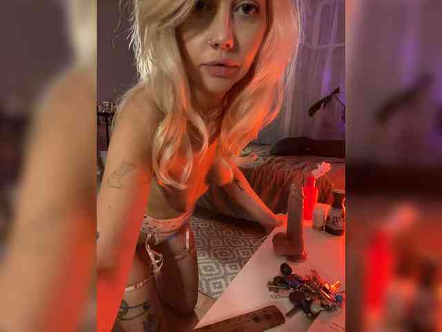 Dasha-Slay webcam