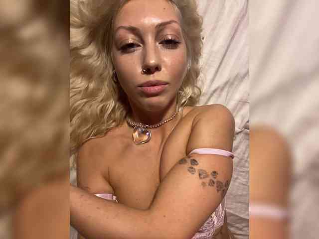 Dasha-Slay webcam