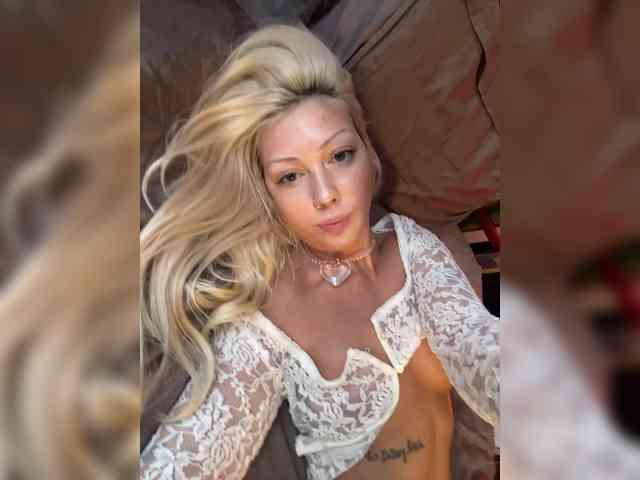 Dasha-Slay webcam