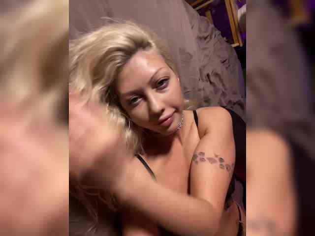 Dasha-Slay webcam