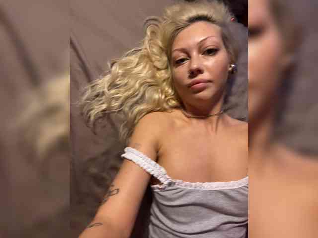 Dasha-Slay webcam