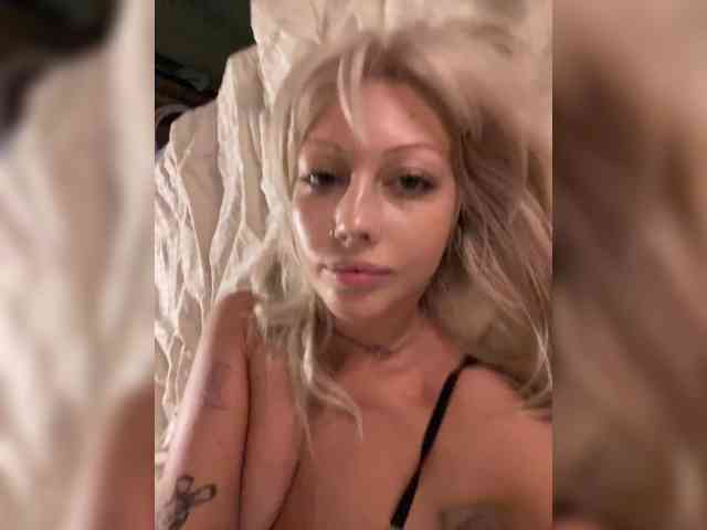Dasha-Slay webcam