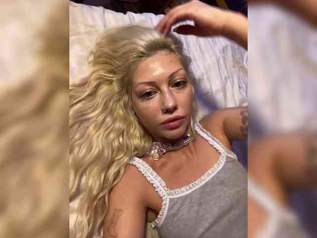 Dasha-Slay webcam