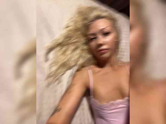 Dasha-Slay webcam