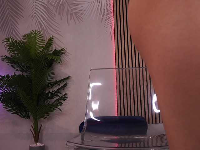 RaveBunny live webcam show