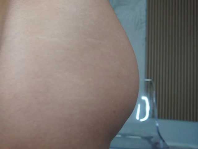 Sex chat gratuit in direct cu RaveBunny pe BongaCams
