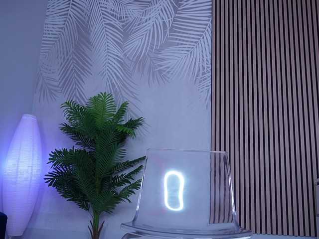 RaveBunny live cam on BongaCams