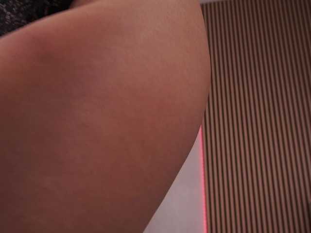 RaveBunny live webcam show