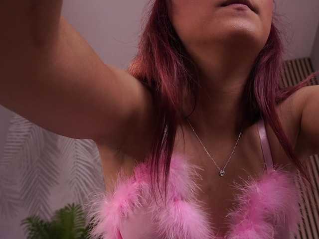 RaveBunny live webcam show