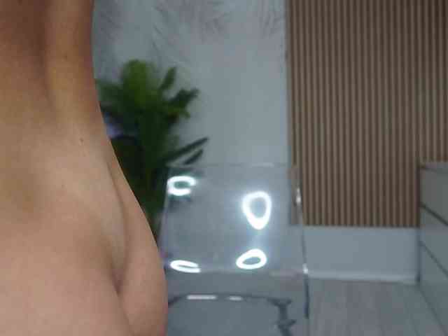 RaveBunny webcam