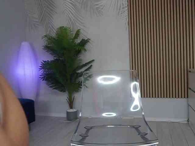 RaveBunny webcam