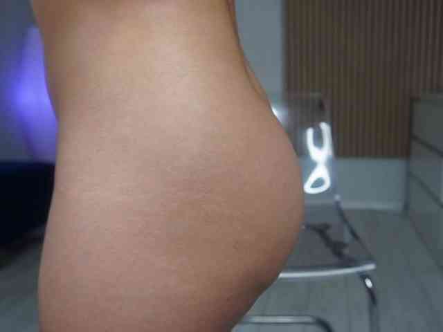 RaveBunny webcam