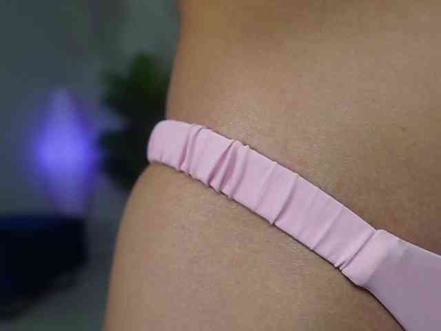RaveBunny webcam