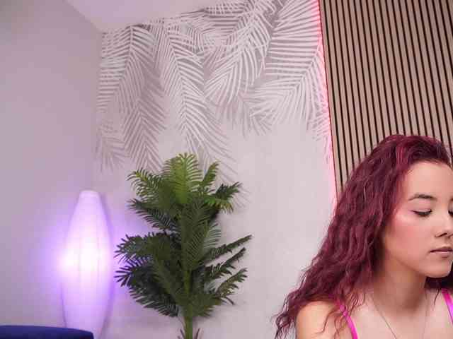 RaveBunny webcam
