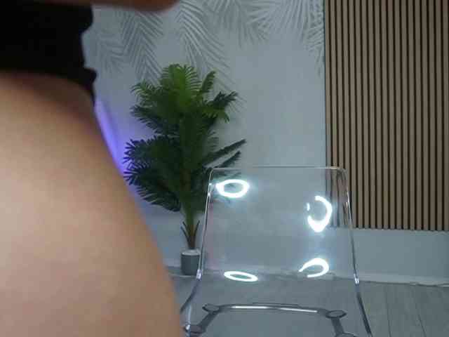 RaveBunny webcam