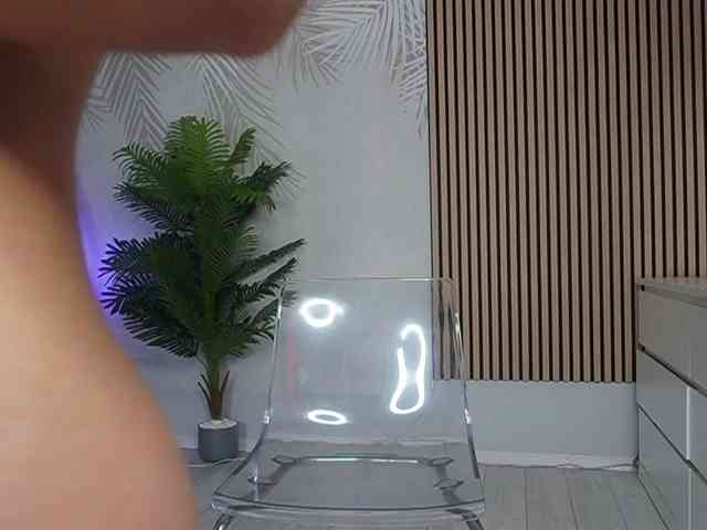 RaveBunny webcam
