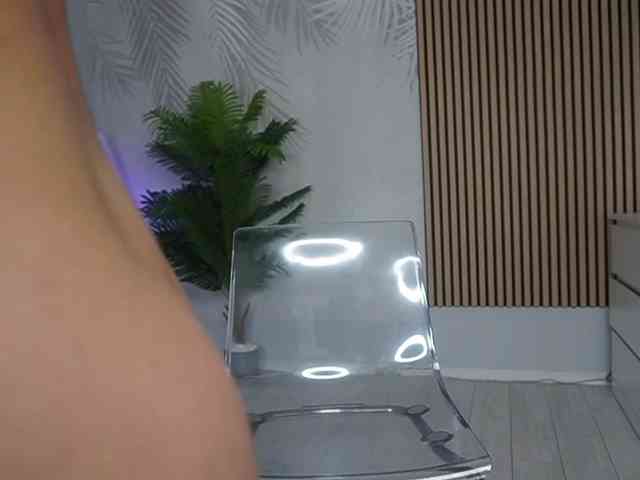 RaveBunny webcam