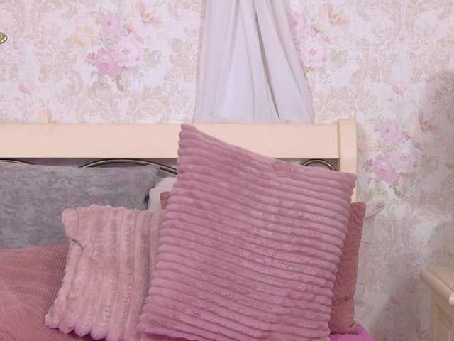 BriannaEllams live cam on BongaCams